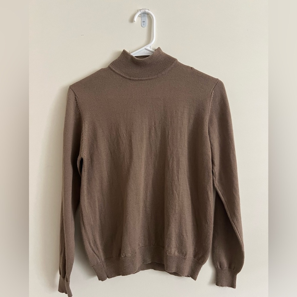 Charter Club Classics- 100% Merino Wool Sweater in Women’s Small